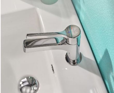 Mutassa a/az Mofém Pilar mosdó csaptelep L, leeresztőszelep nélkül részleteit Kép Mofém Pilar mosdó csaptelep L, leeresztőszelep nélkül