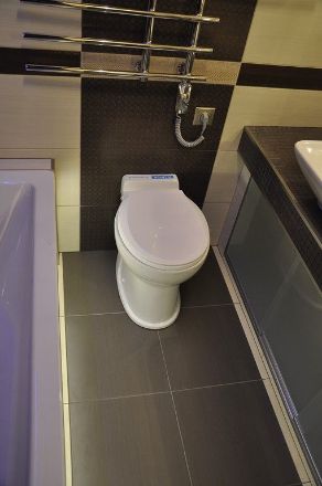 Mutassa a/az Sanipump Prestige 55 WC-vel egybeépített szennyvízátemelő, lecsapódásmentes ülőkével részleteit Kép Sanipump Prestige 55 WC-vel egybeépített szennyvízátemelő, lecsapódásmentes ülőkével