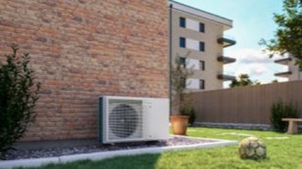 Mutassa a/az Daikin Altherma 3 fűtési/hűtési levegő-víz monoblokkos hőszivattyú, 6 kW-os teljesítmény, 3 kW-os fűtőpatronnal, egyfázisú részleteit Kép Daikin Altherma 3 fűtési/hűtési levegő-víz monoblokkos hőszivattyú, 6 kW-os teljesítmény, 3 kW-os fűtőpatronnal, egyfázisú