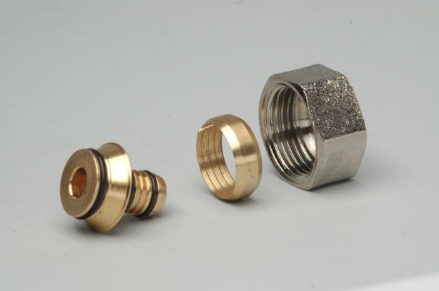 Kép 16x2-G3/4˝ UNI adapter alubetétes csőhöz, nikkelezett (Németh Szerelvénygyártó)