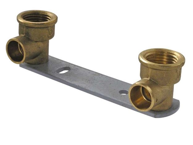 Kép 1/2˝-15mm szerelt 100mm sárgaréz falikorong