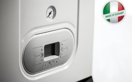 Mutassa a/az Radiant ˝ÚJ˝ R1K 28/B COMBI-TECH (ERP) kondenzációs fűtő falikazán bojlervezérléssel, 28 kW (HMV: 28 kW) részleteit Kép Radiant ˝ÚJ˝ R1K 28/B COMBI-TECH (ERP) kondenzációs fűtő falikazán bojlervezérléssel, 28 kW (HMV: 28 kW)