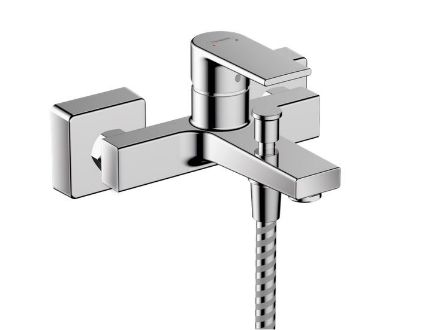 Mutassa a/az Hansgrohe Vernis Shape egykaros kádcsaptelep falsíkon kívüli szereléshez részleteit Kép Hansgrohe Vernis Shape egykaros kádcsaptelep falsíkon kívüli szereléshez