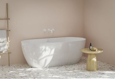 Mutassa a/az Ravak Akrilkád, FREEDOM O TEC 1700x770, fehér, szabadonálló, króm lefolyóval részleteit Kép Ravak Akrilkád, FREEDOM O TEC 1700x770, fehér, szabadonálló, króm lefolyóval