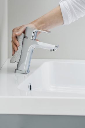 Mutassa a/az Ravak 10° álló 170mm-es mosdócsaptelep leeresztővel,TD013.00 részleteit Kép Ravak 10° álló 170mm-es mosdócsaptelep leeresztővel,TD013.00